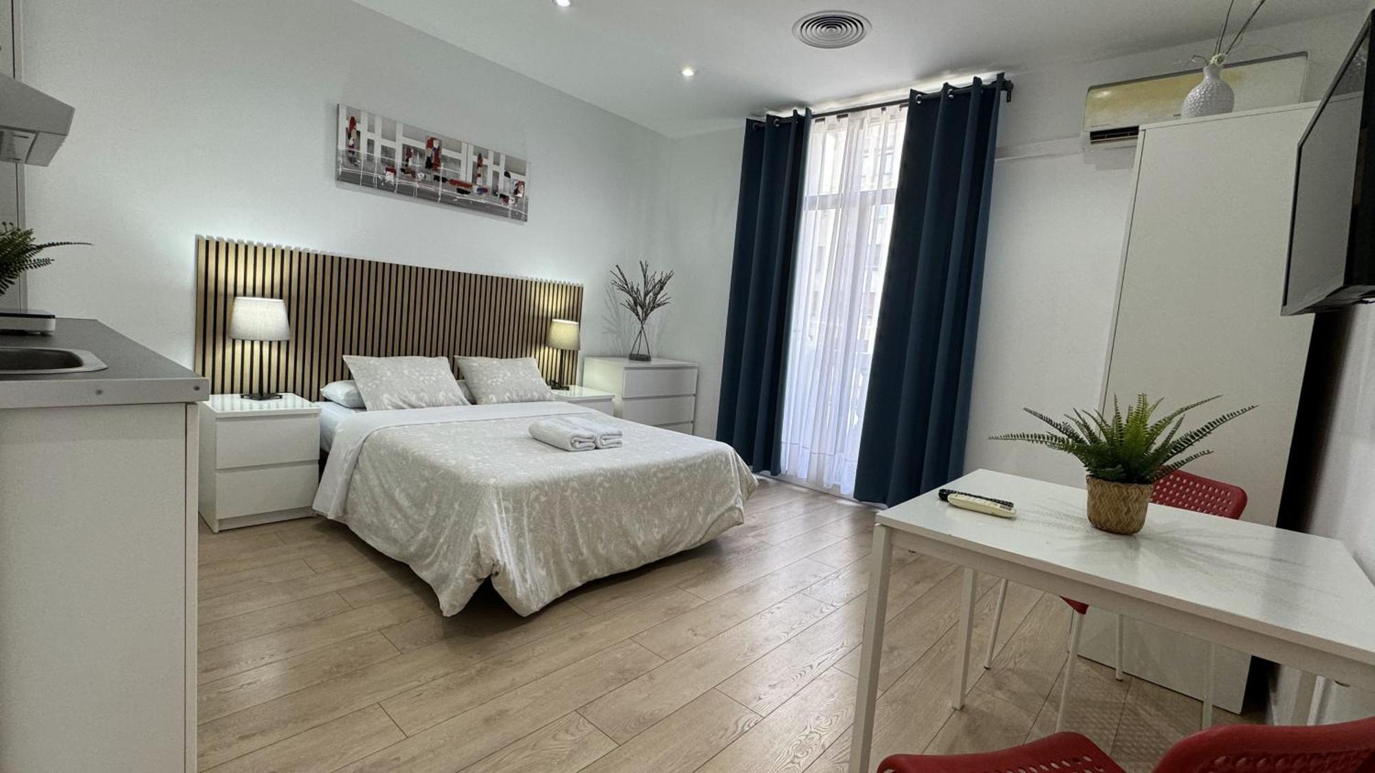 Rooms Quiet Madrid Exterior foto